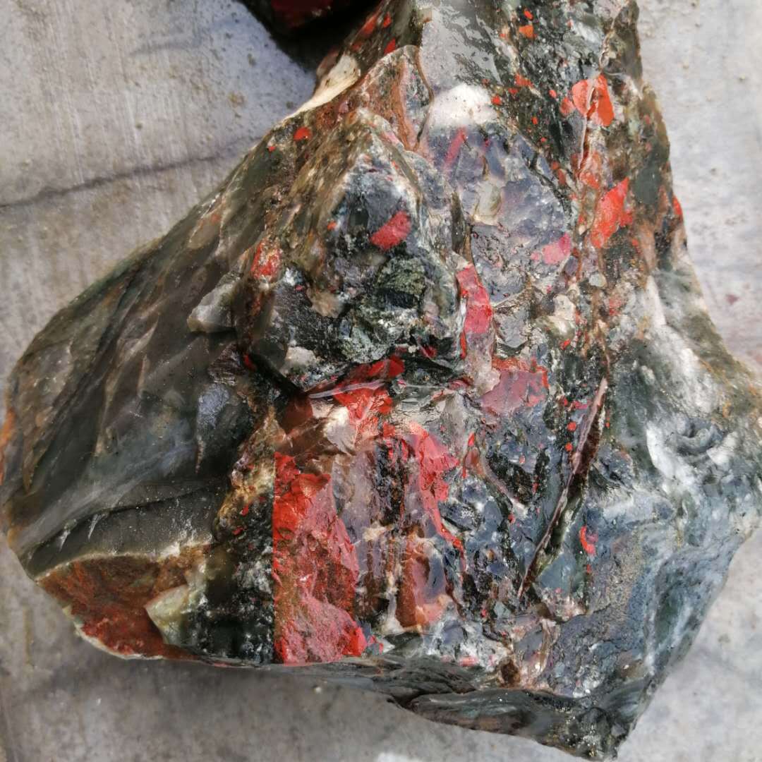 Natural African Bloodstone, Raw Mineral, Large Chicken Blood Color Rough Stone 3-10 Cm, Carving Material Rough Stone